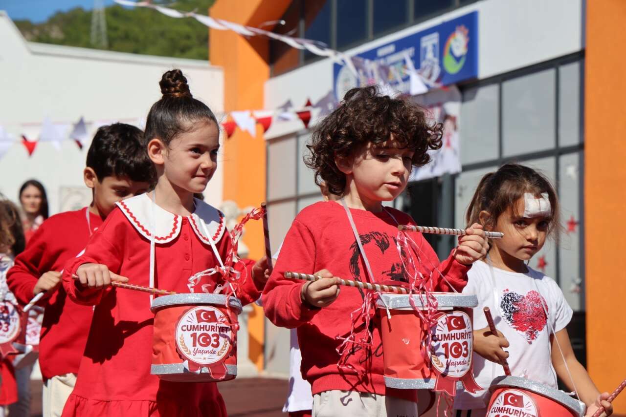Muğla’da Miniklerden Cumhuriyet’e Renkli Kutlama 6